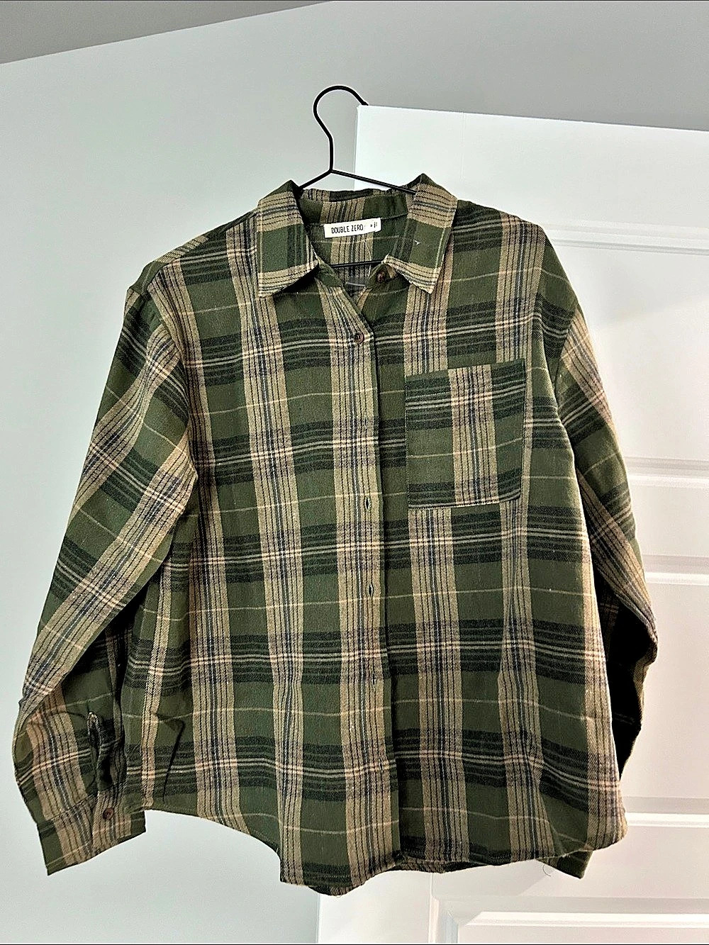 Double Zero Plaid Button Down in Green & Tan Size Medium